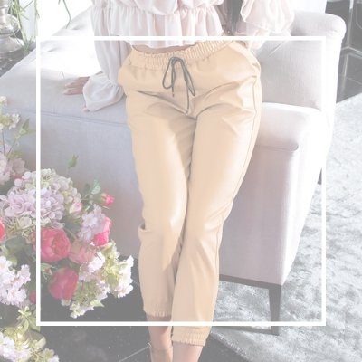 Calças Imitação de Pele | BeStylish