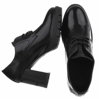 Sapatos pretos Horácio