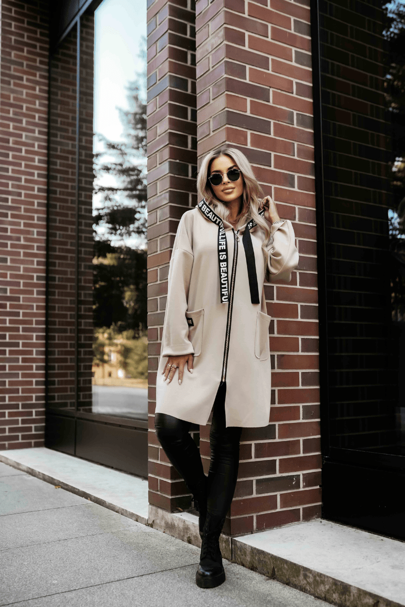 casaco bege com carapuço BeStylish 