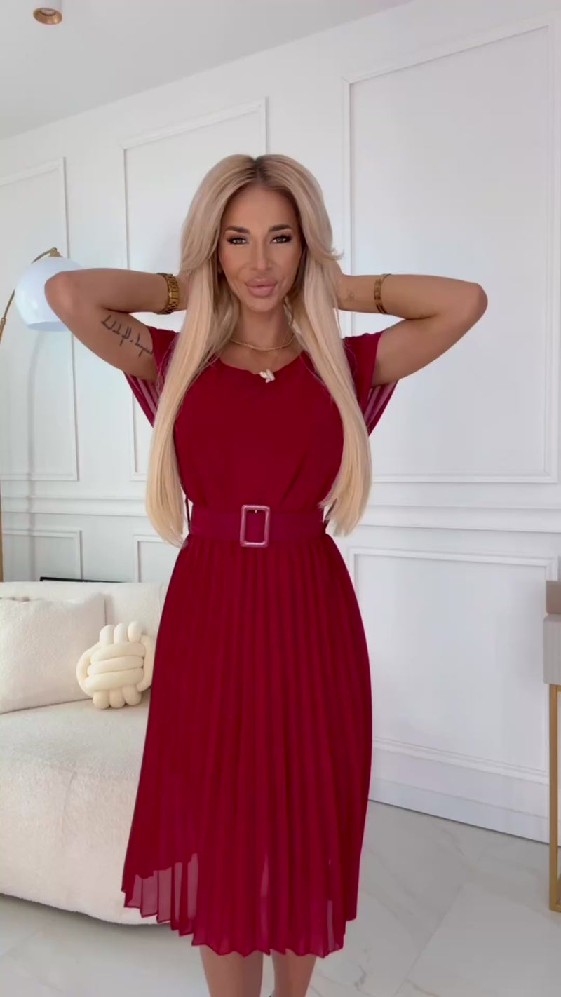 Vestido de cerimónia curto plissado em chiffon bordeaux BeStylish