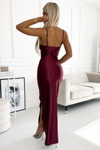 Vestido de cerimónia comprido em cetim com racha bordeaux BeStylish